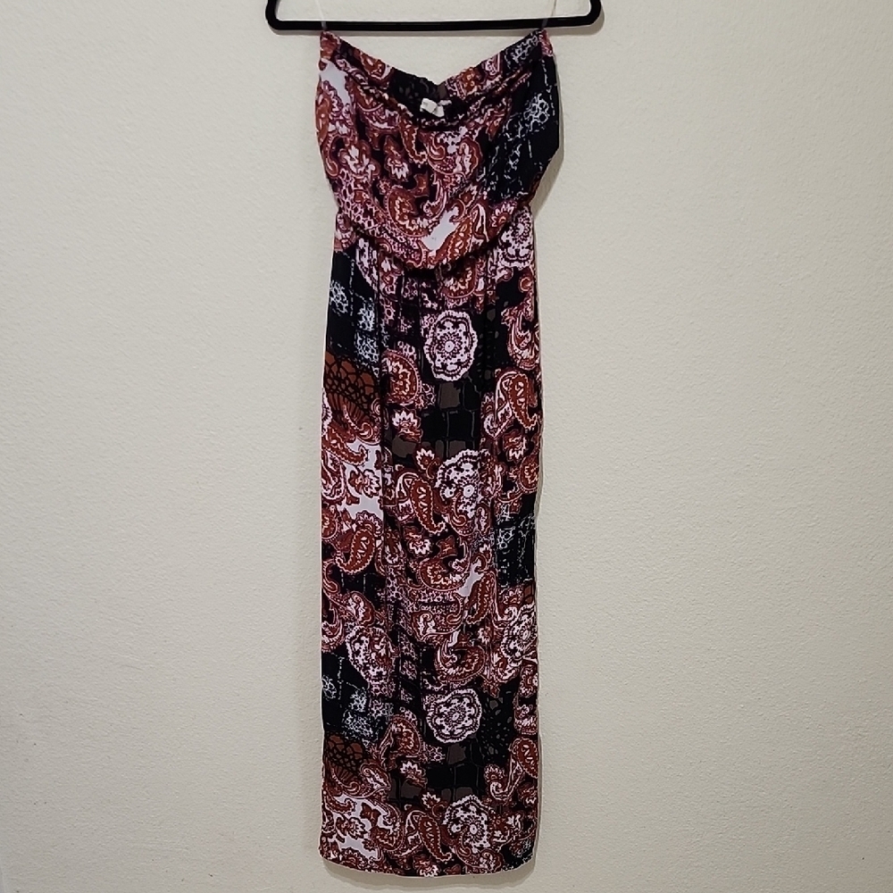 Elegant Paisley Maxi Dress - Picture 1 of 12
